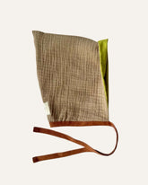 Reversible Beige and Green Cap Oh.Titá