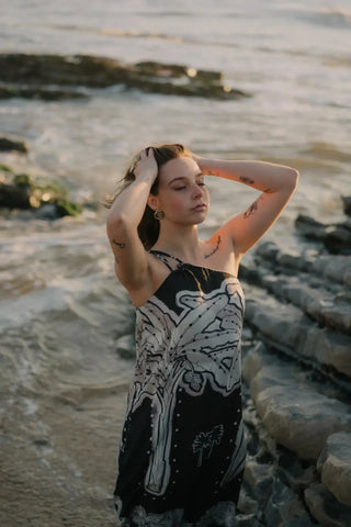 Musa Paradisíaca Midi Dress | Sustainable Elegance Leaf Naif