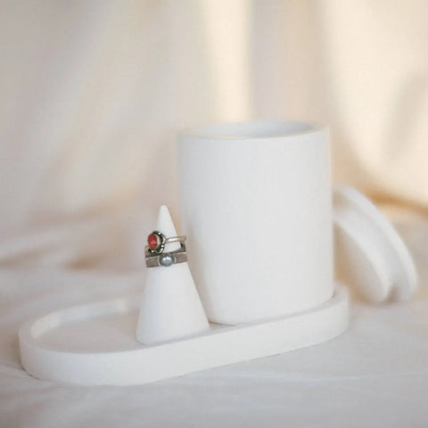 ring cone white
