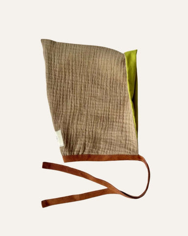 Reversible Beige and Green Cap Oh.Titá